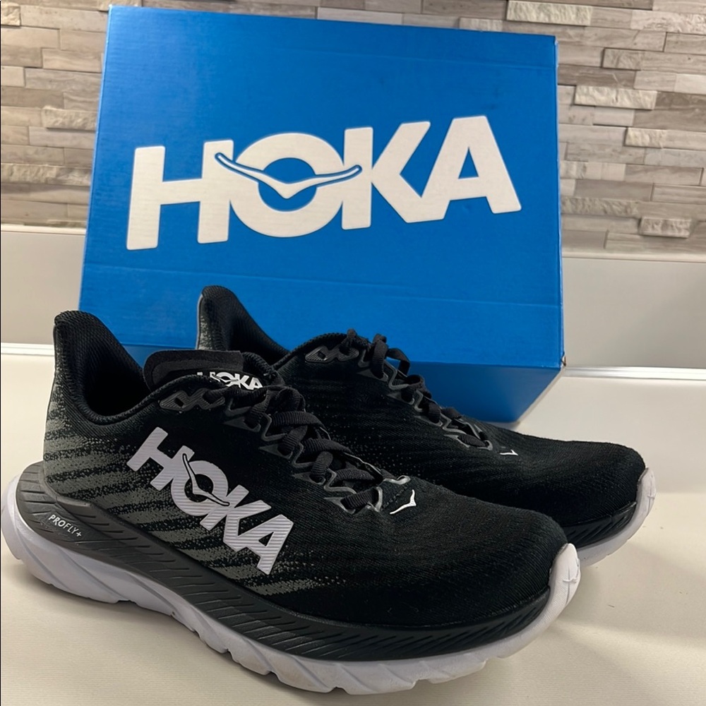 HOKA Mach 5 Women 8D Black Running Shoes